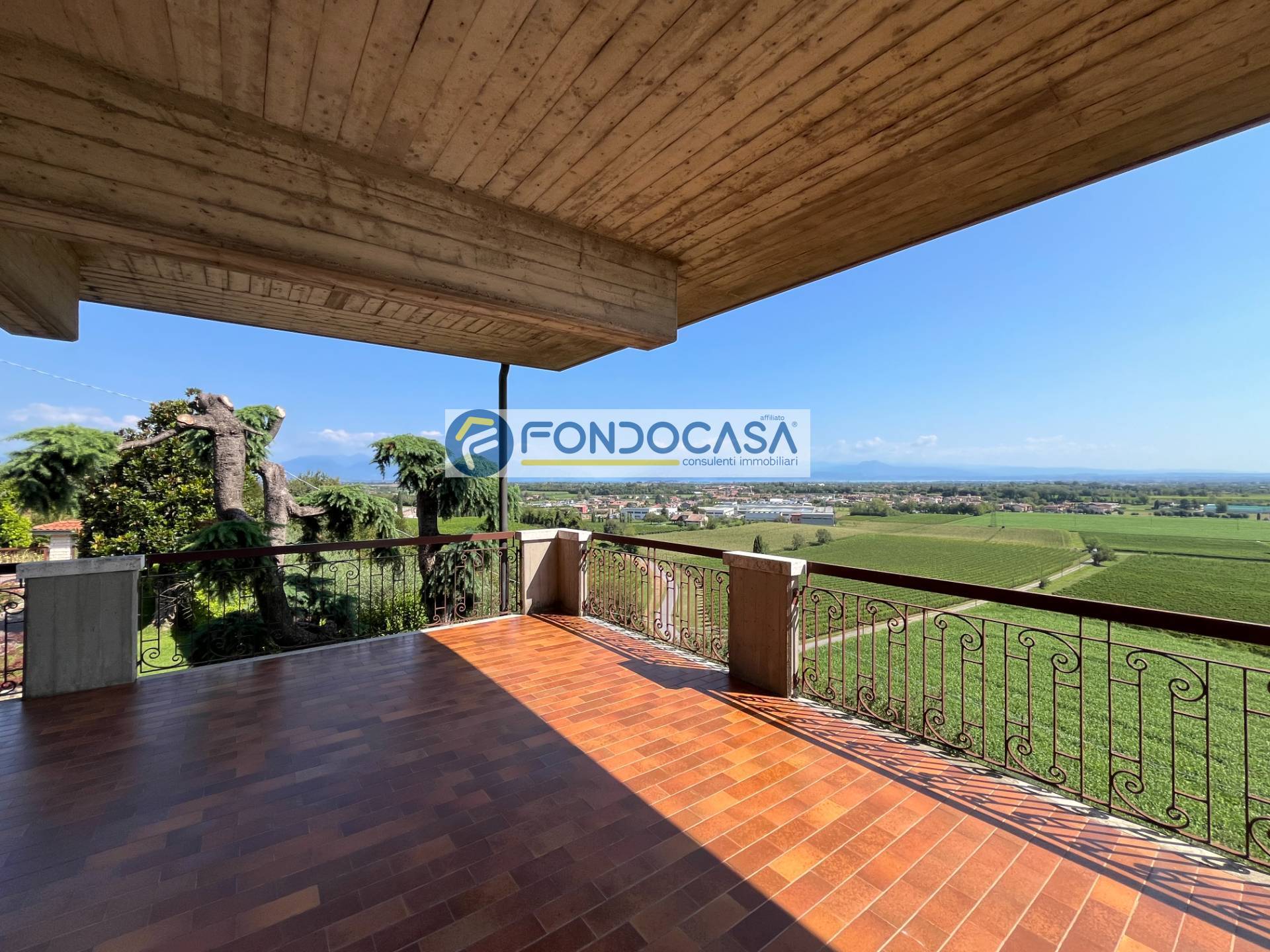 Villa in vendita a Lonato del Garda, Centenaro
