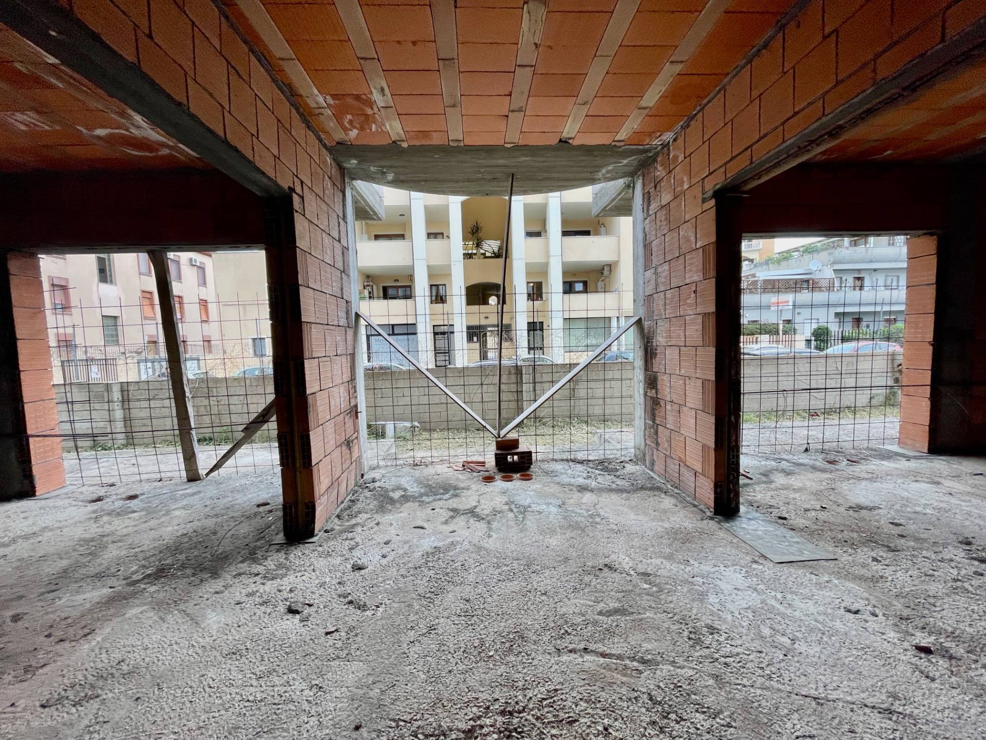 Palazzo in vendita a Olbia, Olbia citt