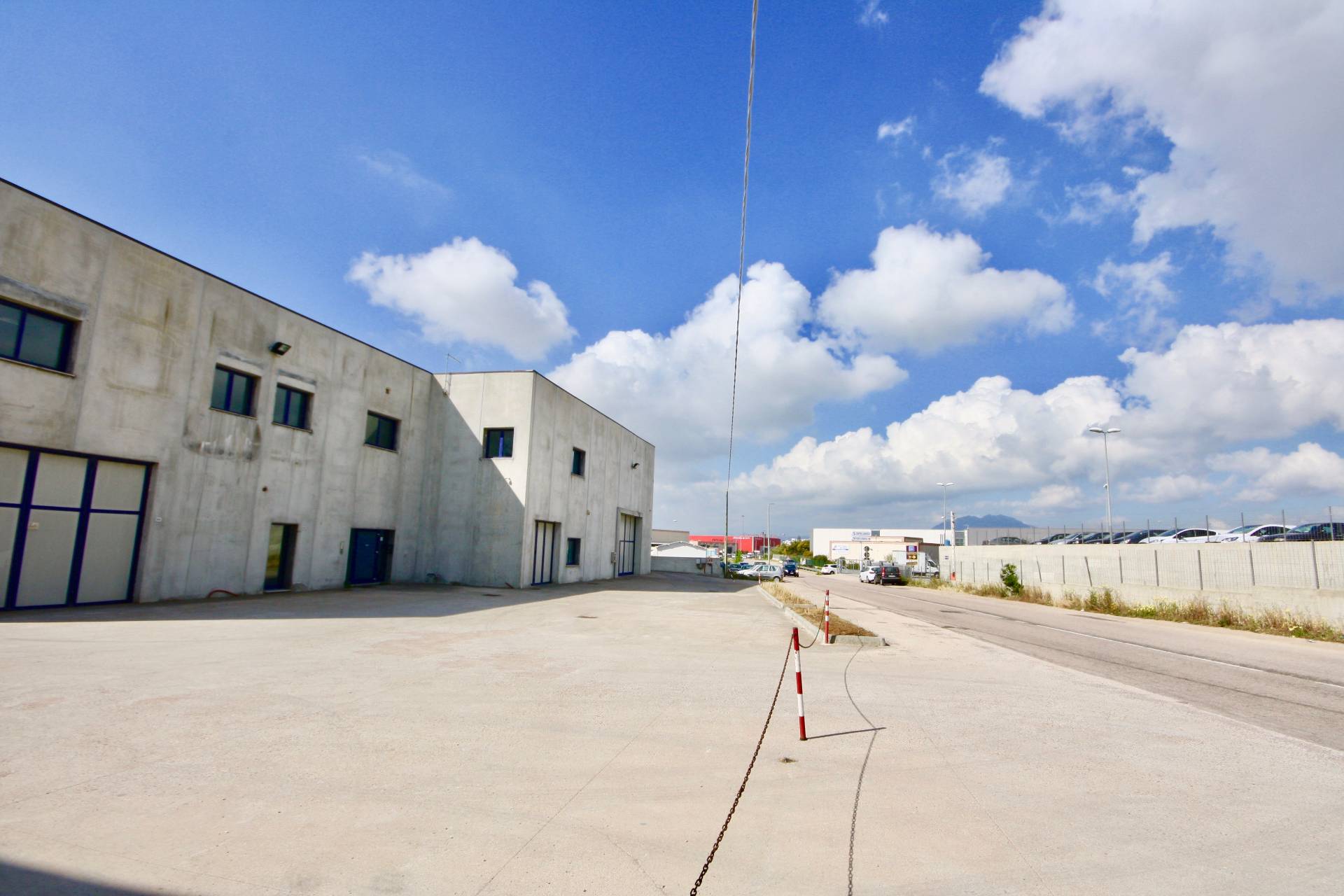 Capannone industriale in vendita a Olbia, Olbia citt