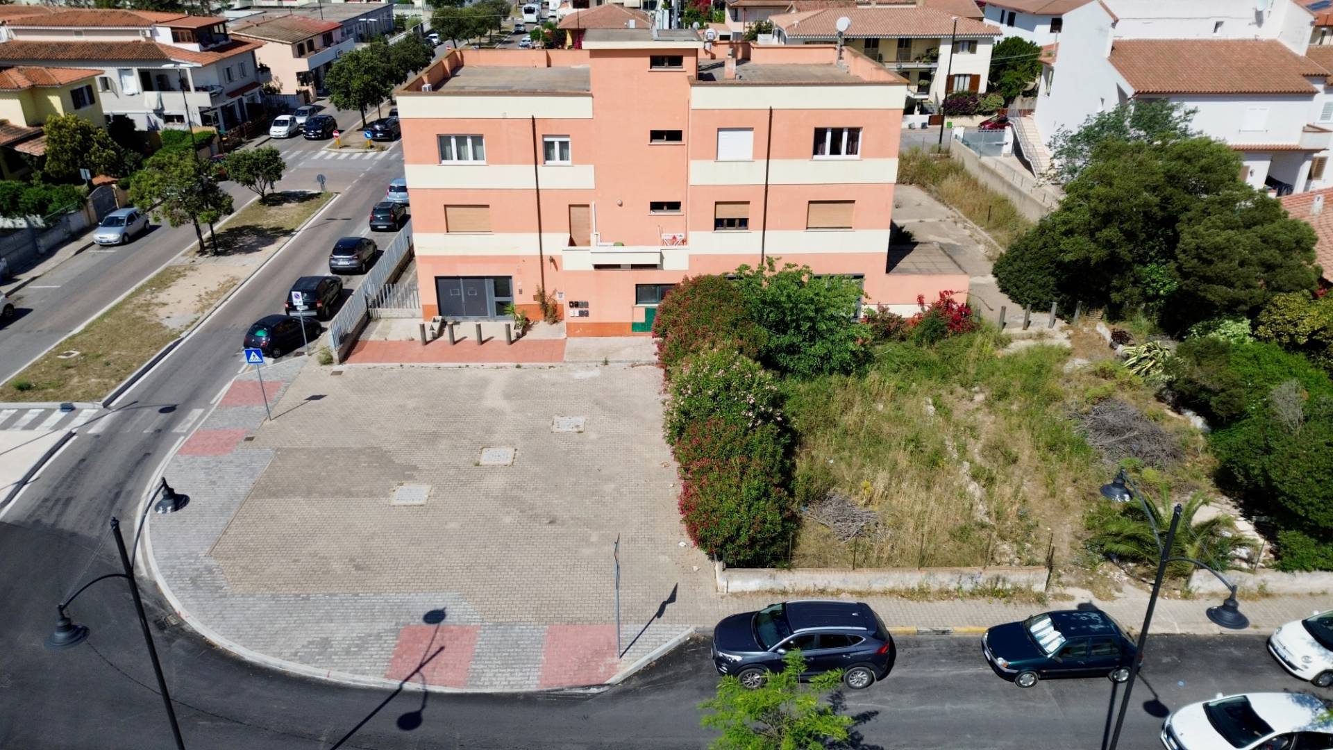 Locale commerciale in affitto a Olbia, Olbia citt