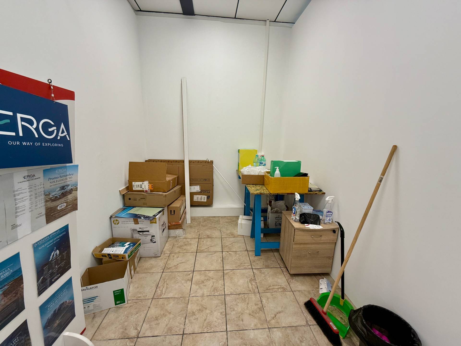 Locale commerciale in vendita a Golfo Aranci