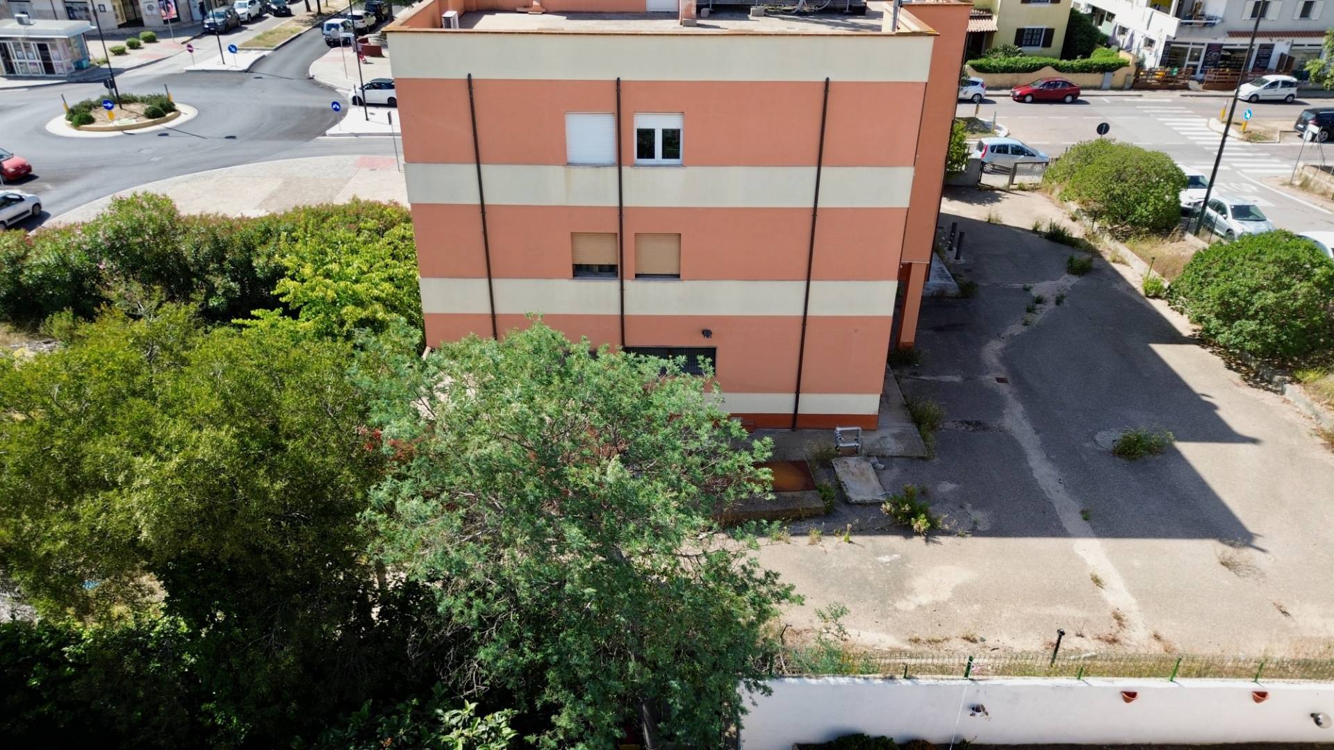 Locale commerciale in affitto a Olbia, Olbia citt