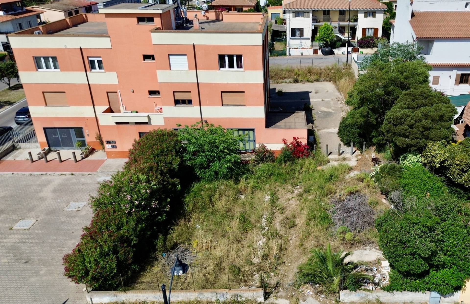 Locale commerciale in affitto a Olbia, Olbia citt