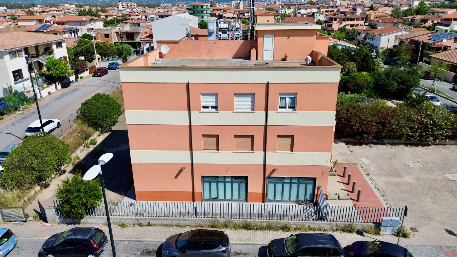 Locale commerciale in affitto a Olbia, Olbia citt