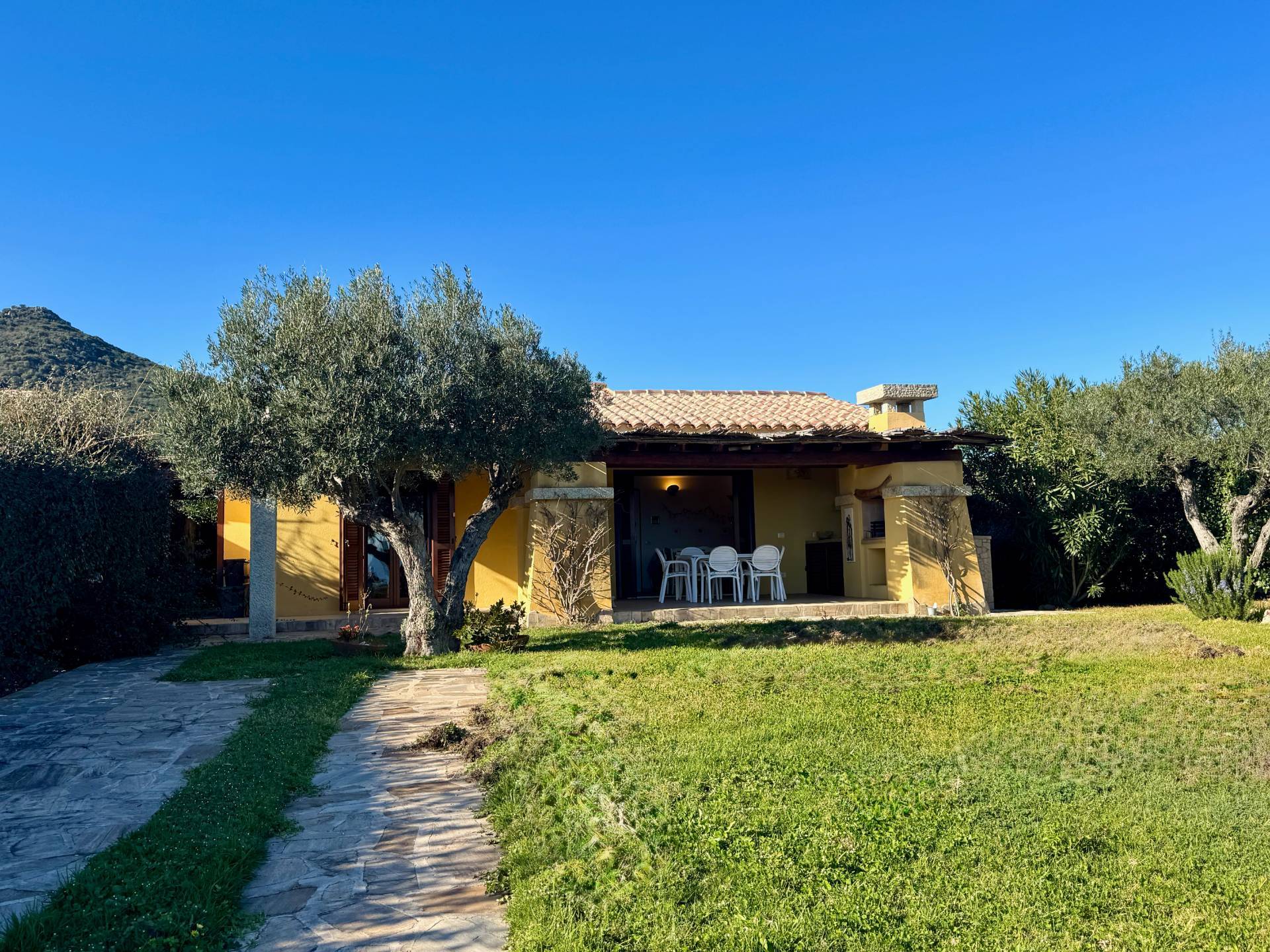 Villa in vendita a Golfo Aranci, Terrata