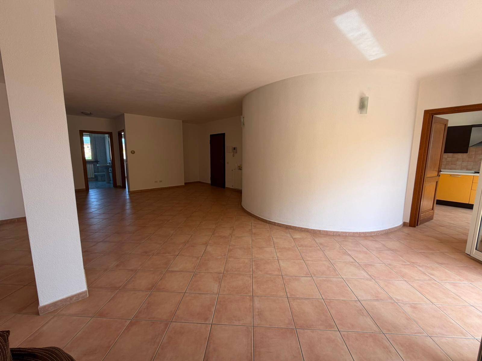 Appartamento in vendita a Olbia, Olbia citt