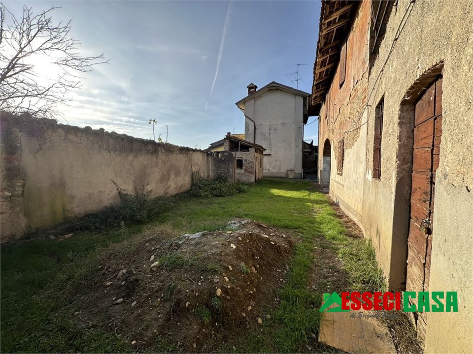 Rustico in vendita a Arzago d'Adda