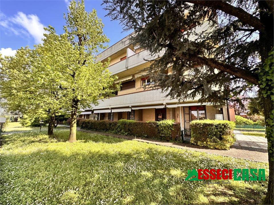 Trilocale in vendita a Casirate d'Adda