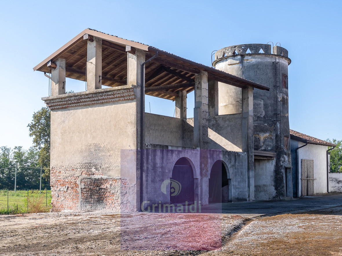 Rustico con giardino a Grumello Cremonese ed Uniti