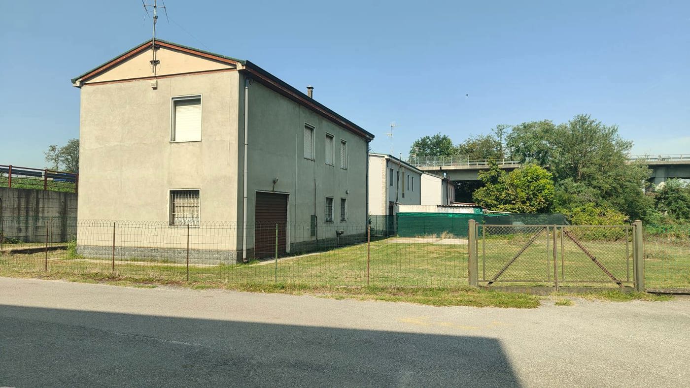 Villa in vendita a Sant'Angelo Lodigiano