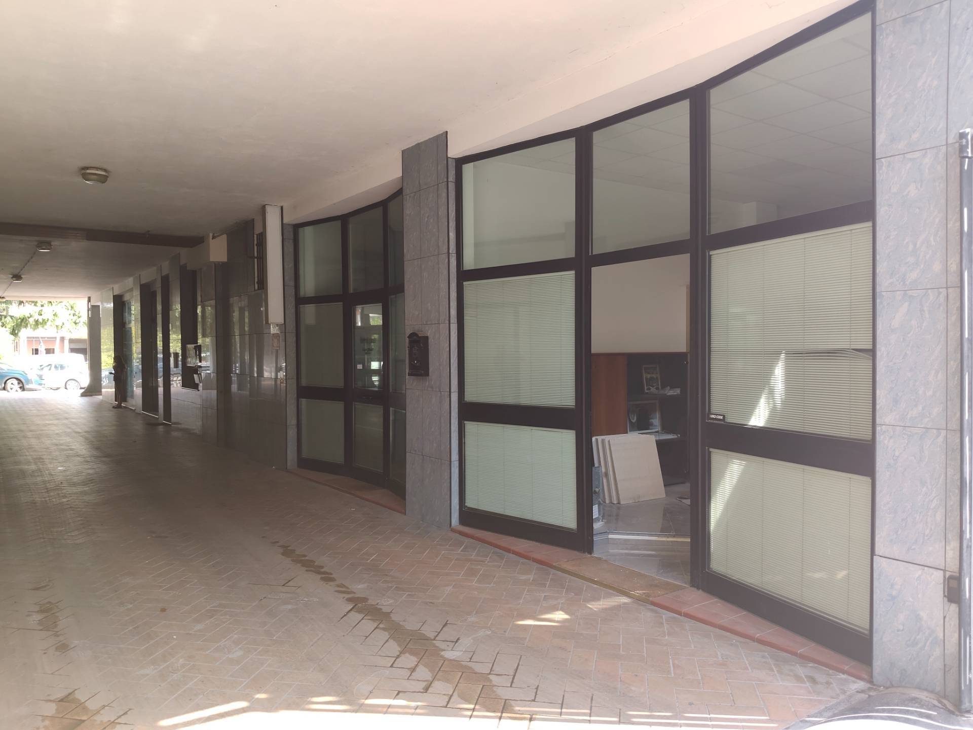 Studio/Ufficio in vendita a Sassuolo, Centro