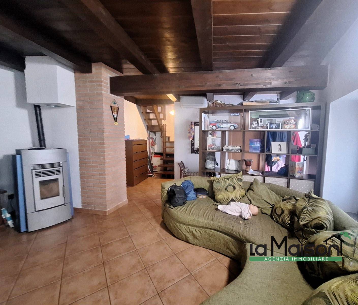 CASA in vendita a Palazzo Canavese