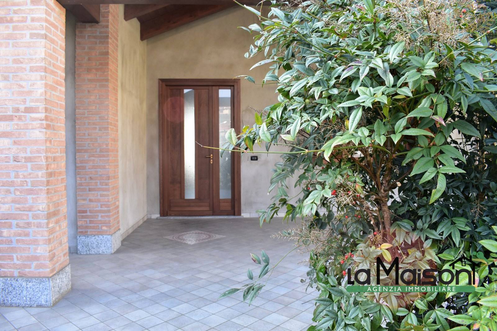 Villa in vendita a Roppolo