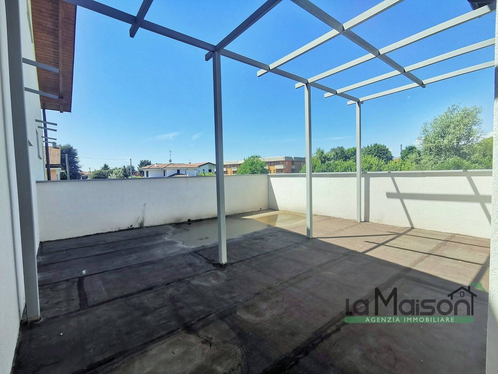 BIFAMILIARE in vendita a Pavone Canavese