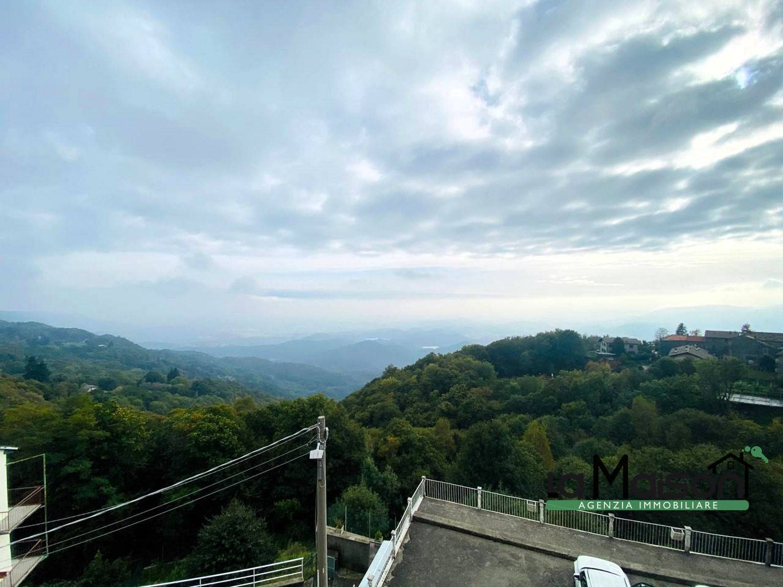 Appartamento in vendita a Andrate