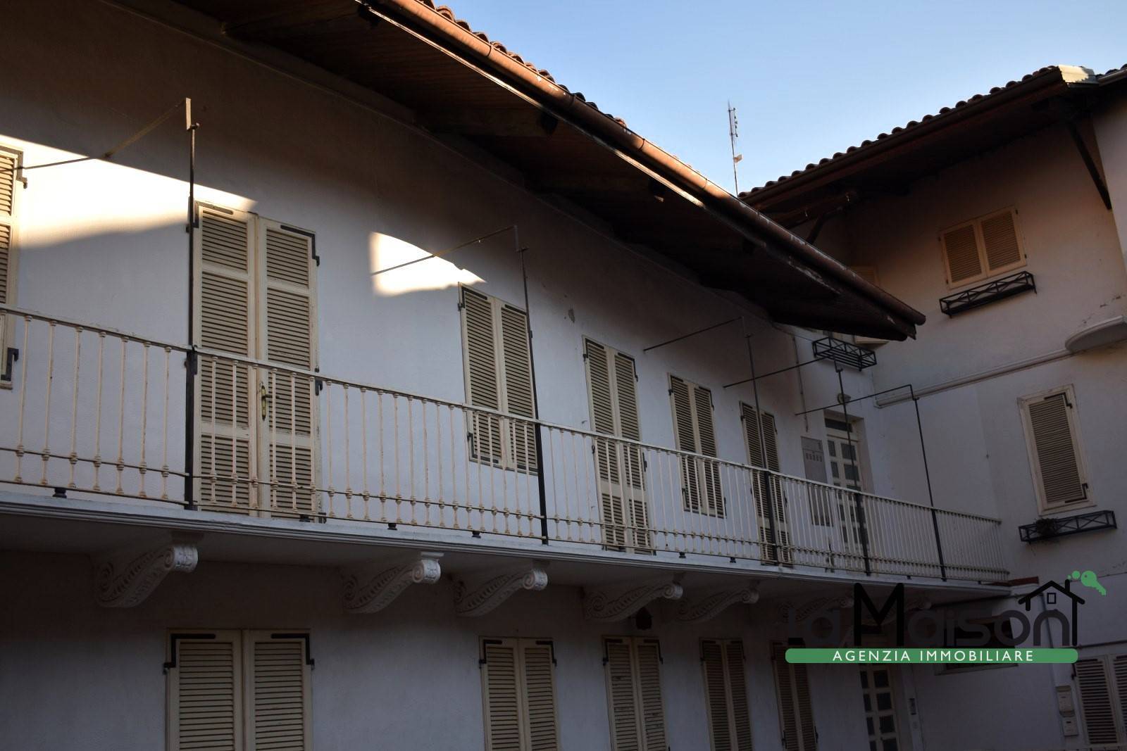 TRIFAMILIARE in vendita a Borgomasino