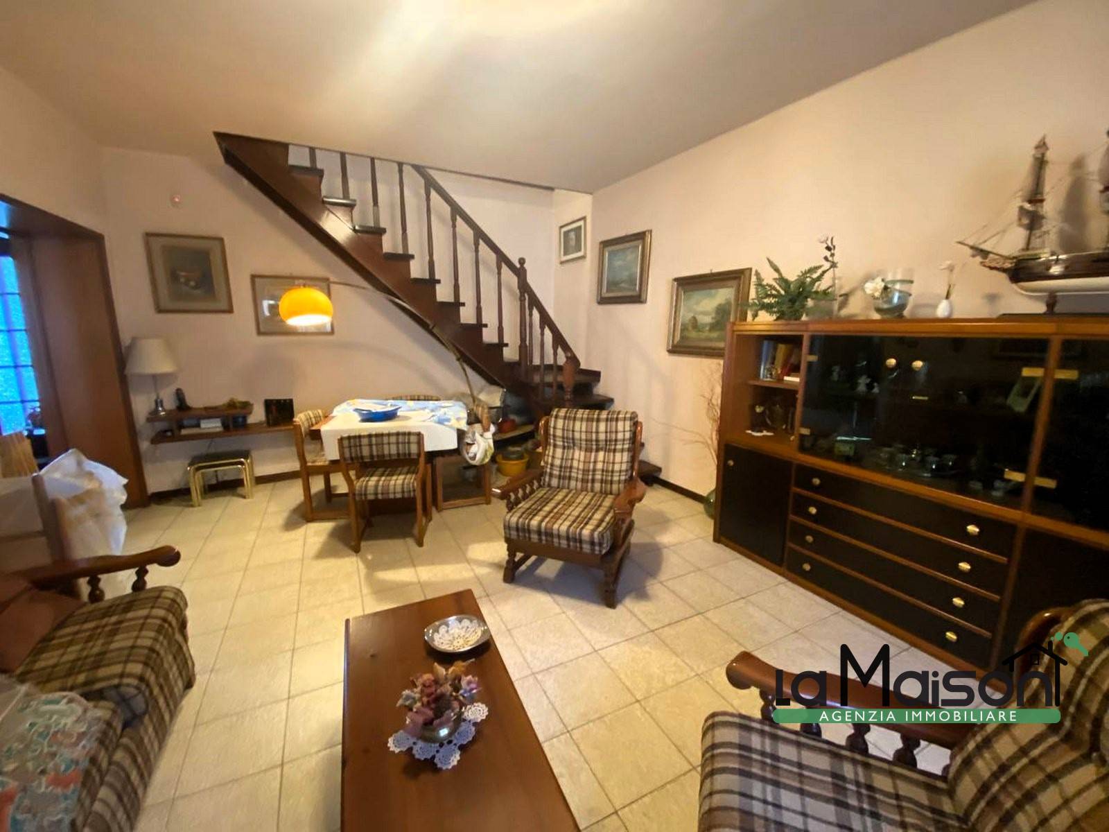 TRIFAMILIARE in vendita a Borgomasino