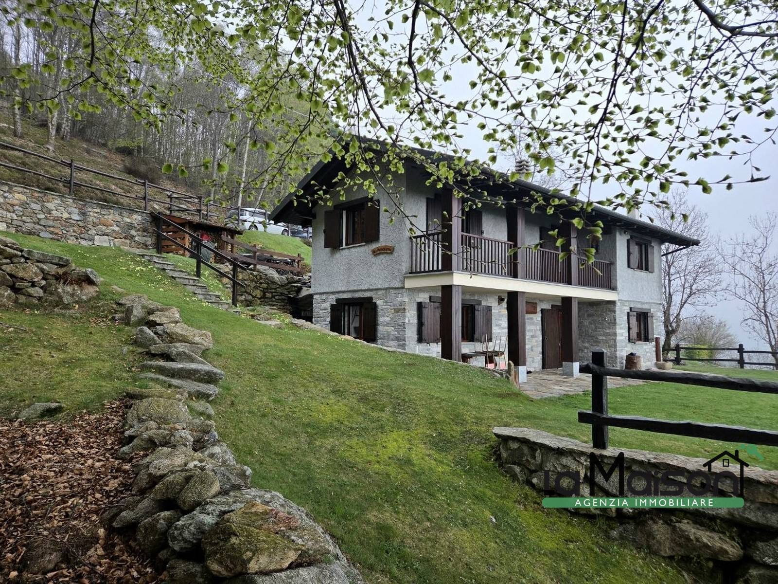 Casa singola in vendita a Andrate