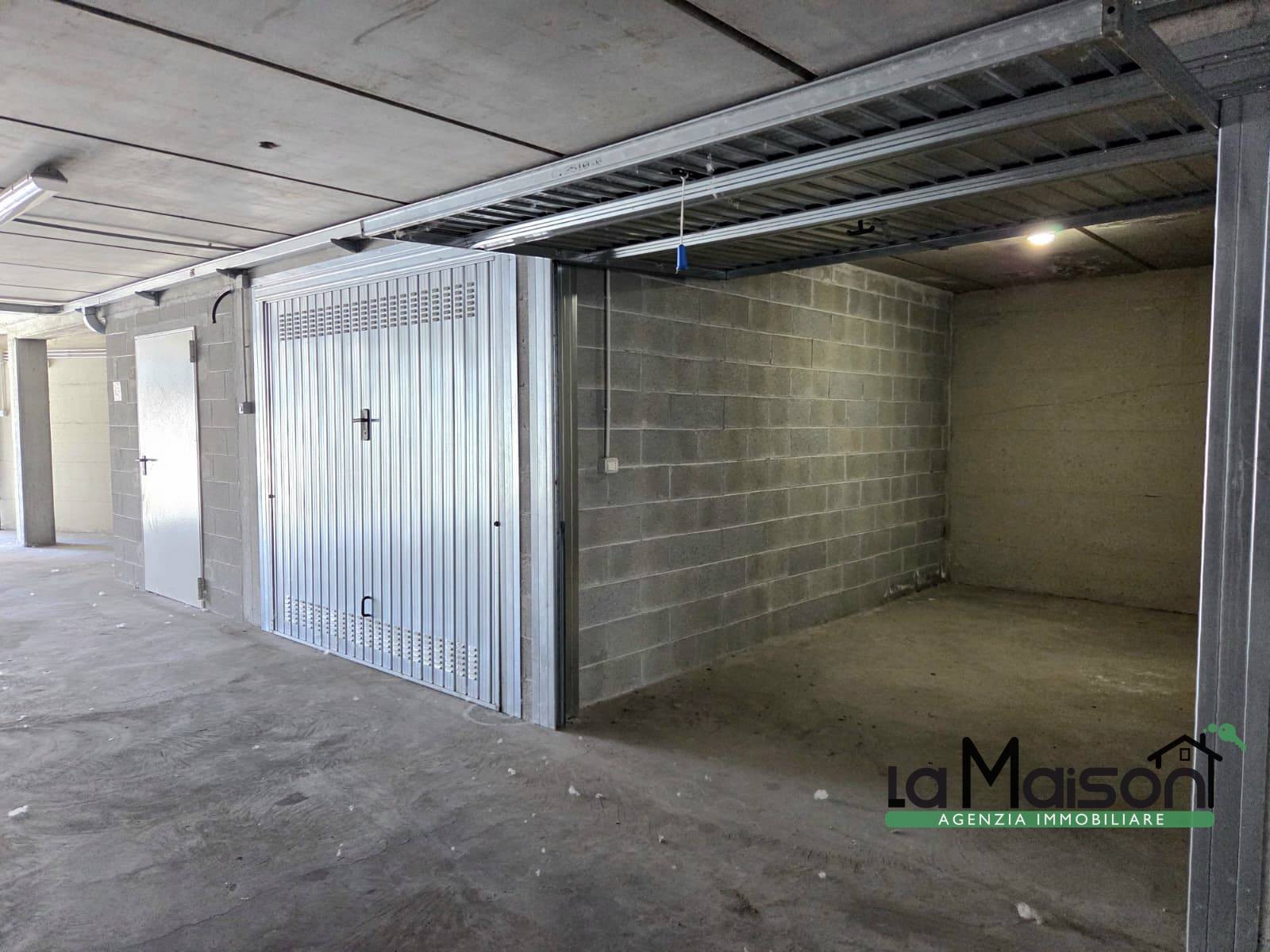 Box o garage in vendita a Rivarolo Canavese