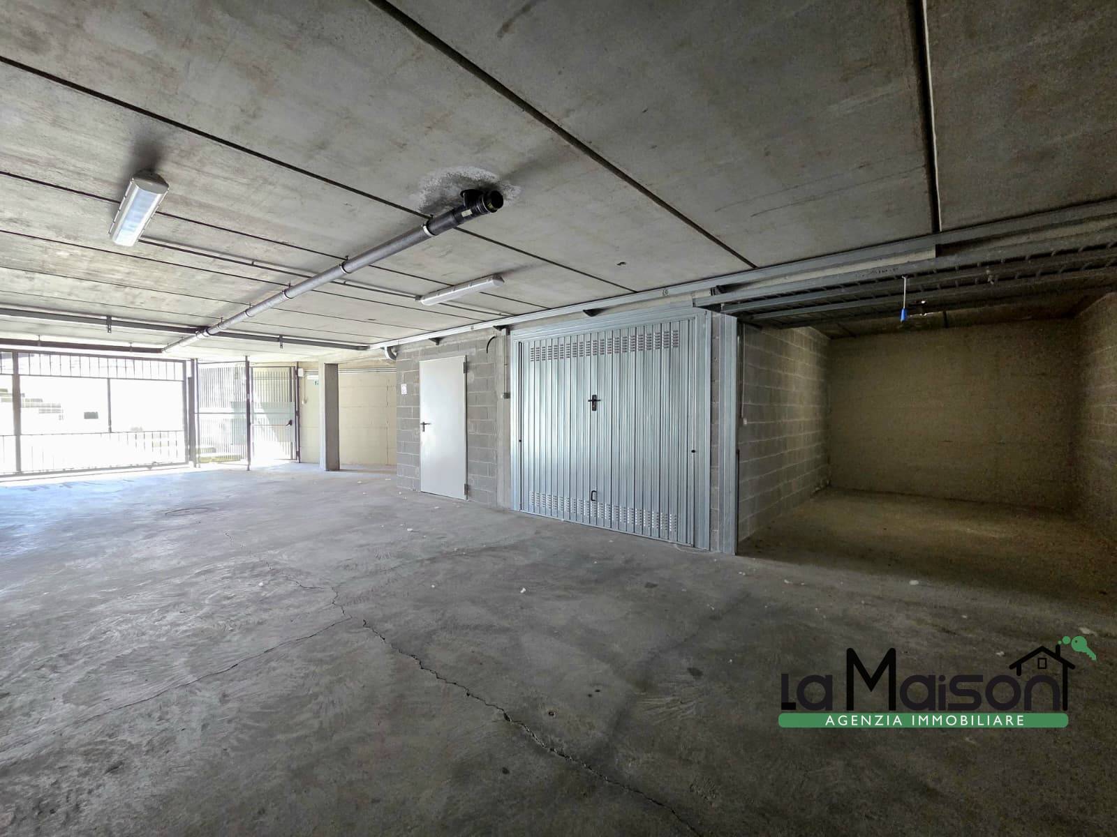 Box o garage in vendita a Rivarolo Canavese
