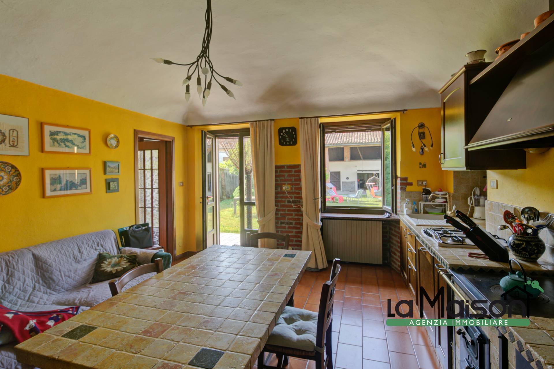 BIFAMILIARE in vendita a San Giorgio Canavese