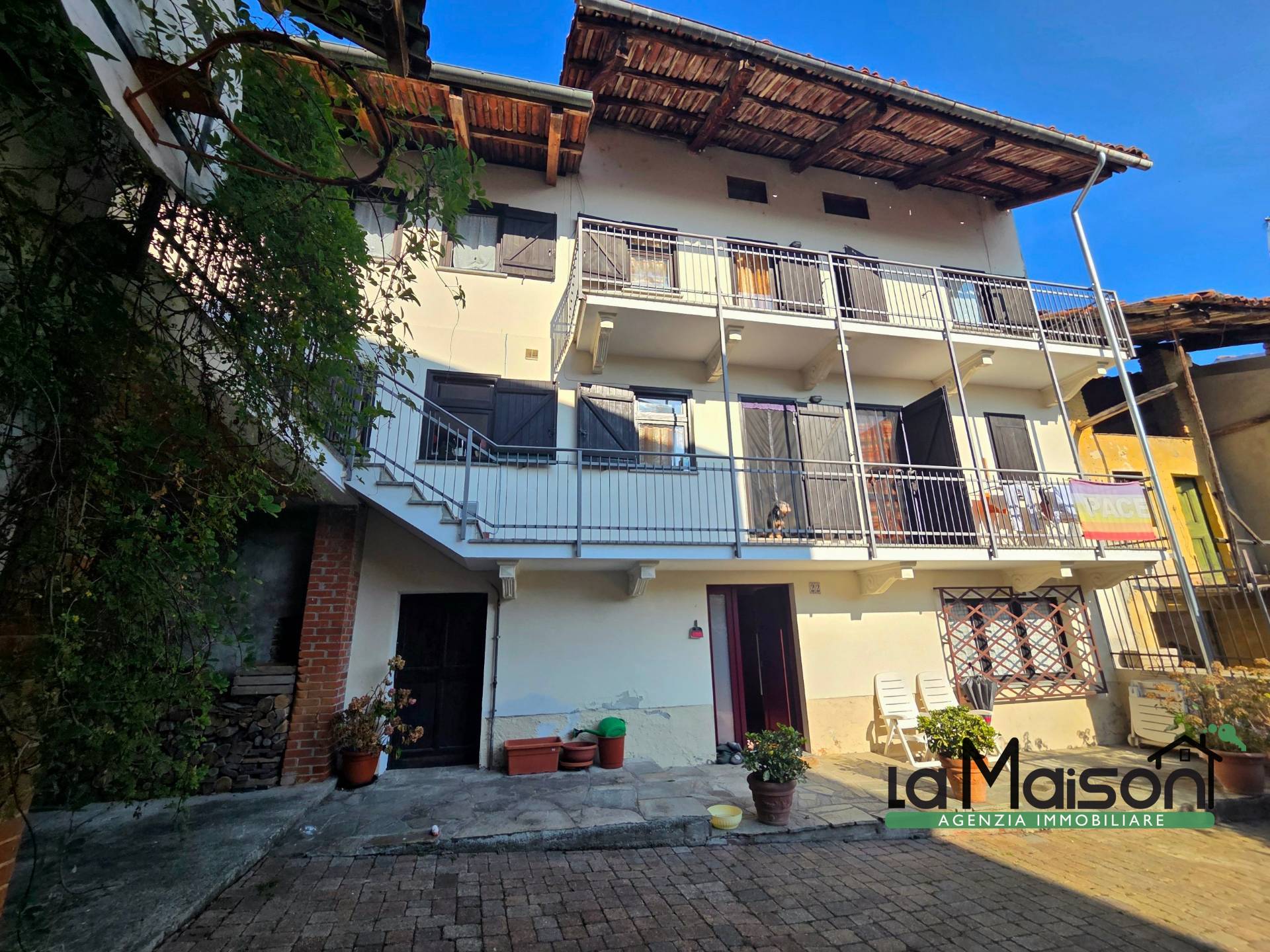 Casa singola in vendita a Fiorano Canavese