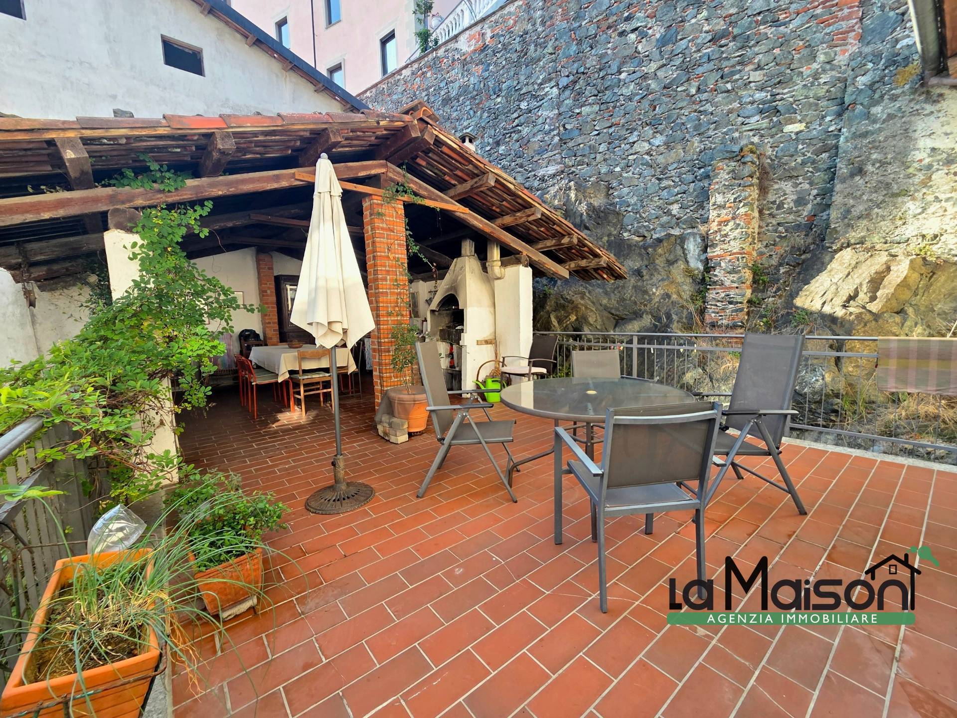 Casa singola in vendita a Fiorano Canavese