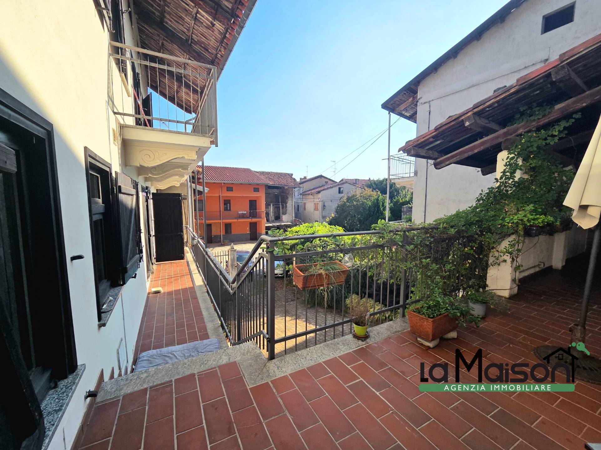 Casa singola in vendita a Fiorano Canavese