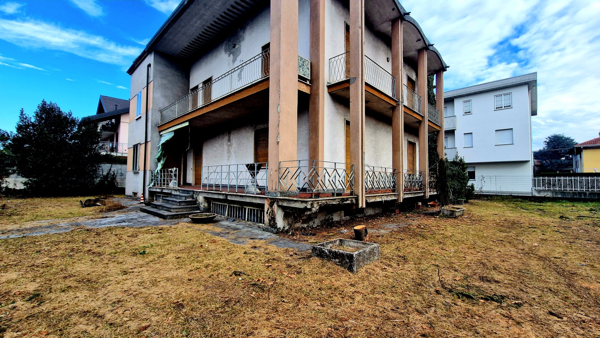 Villa in vendita a Fagnano Olona