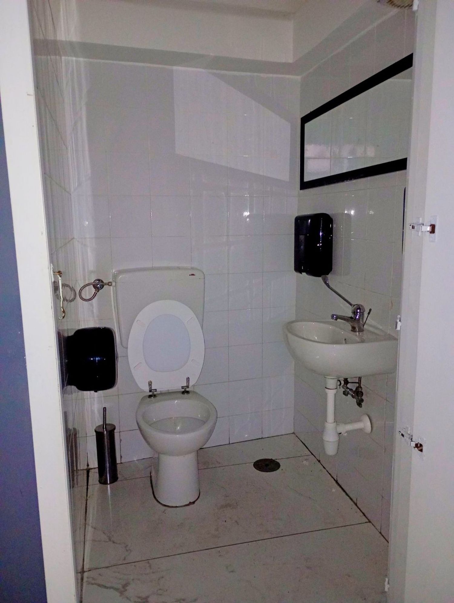 Locale commerciale in affitto in corso umberto i 0, Cava de' Tirreni