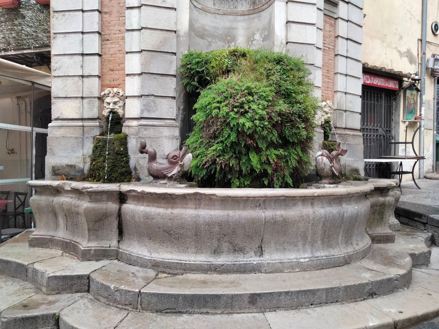 Locale commerciale in vendita in via largocampo 0, Salerno