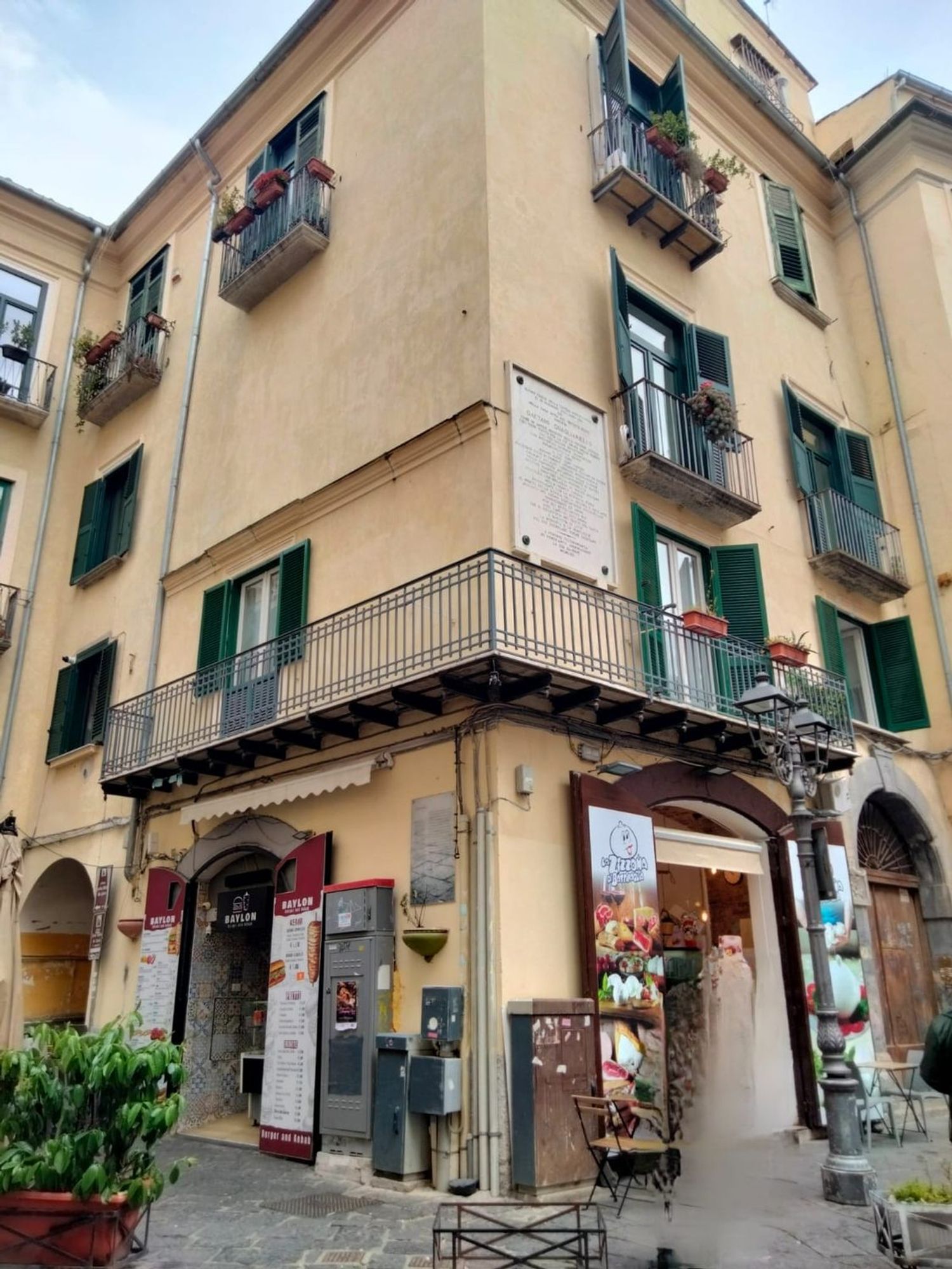 Locale commerciale in vendita in via largocampo 0, Salerno