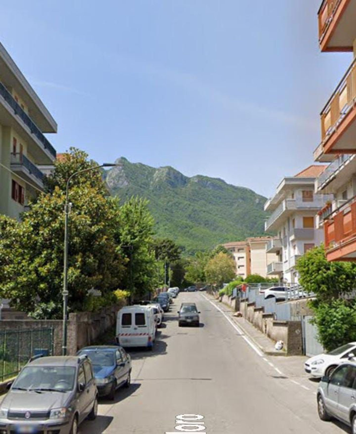 Locale commerciale in affitto in via aldo moro 0, Cava de' Tirreni