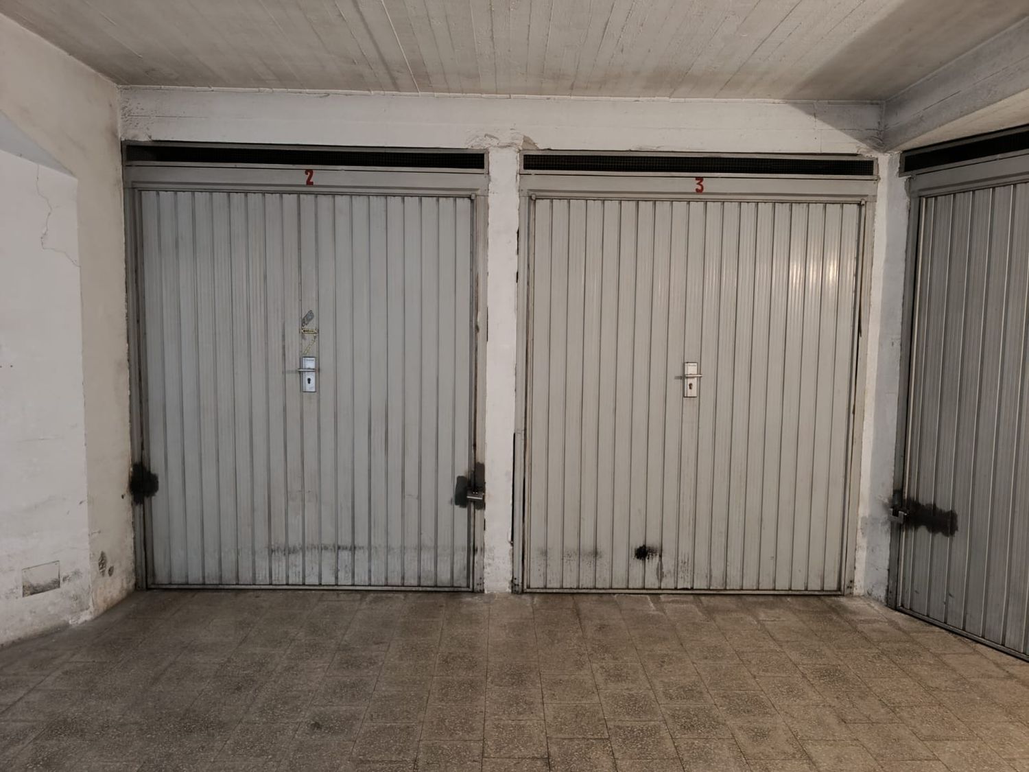 Box/Garage 16mq in vendita in via via adolfo omodeo 14, Napoli