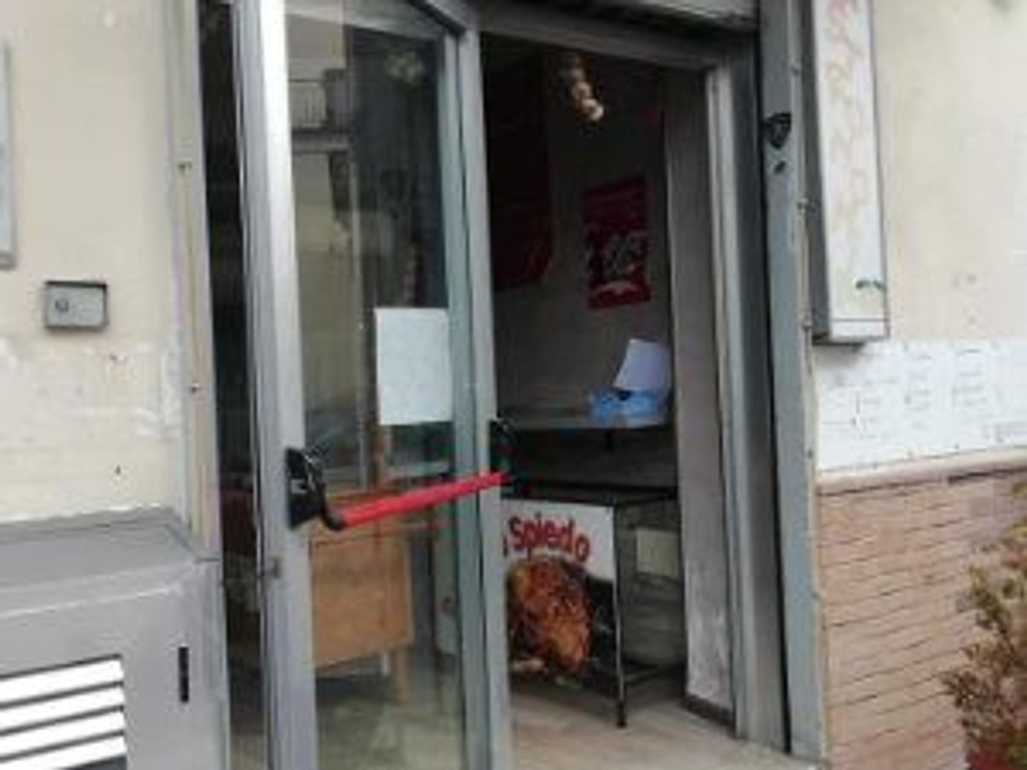 Locale commerciale in affitto in via via vincenzo calvanese 1, Castel San Giorgio