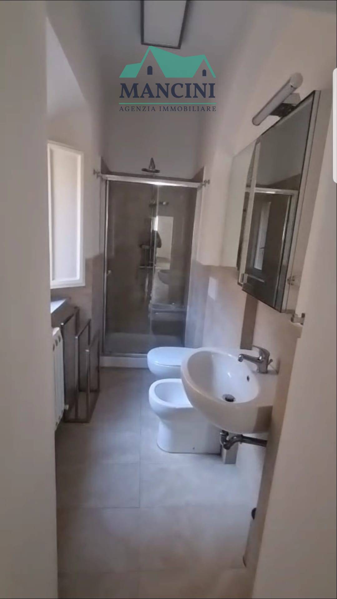 Appartamento in affitto a Jesi, centro zona alta