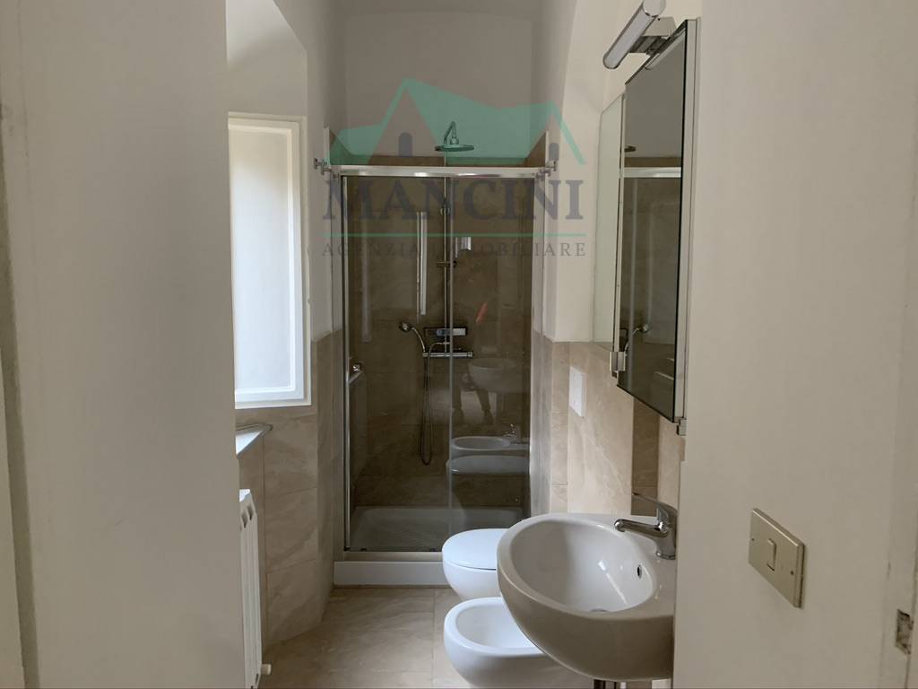 Appartamento in affitto a Jesi, centro zona alta