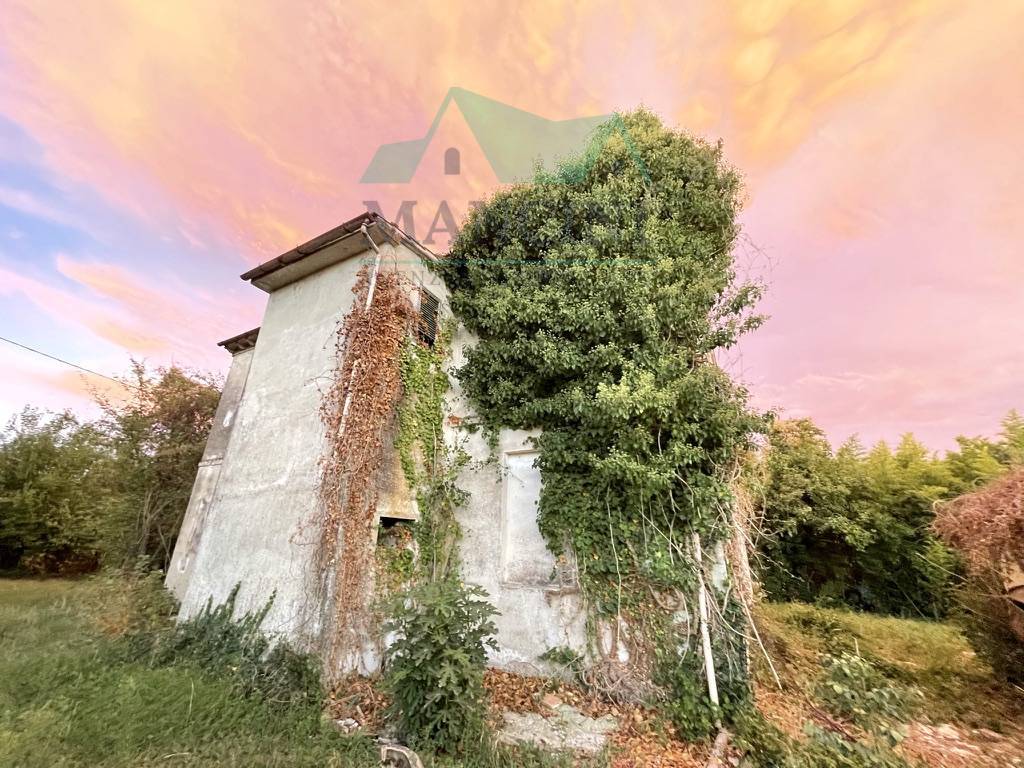 Casa singola in vendita a Jesi, jesi ovest