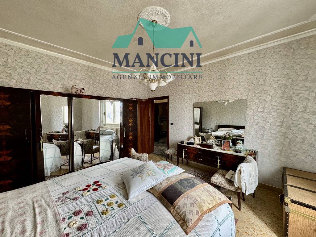 Appartamento in vendita a Santa Maria Nuova, Collina