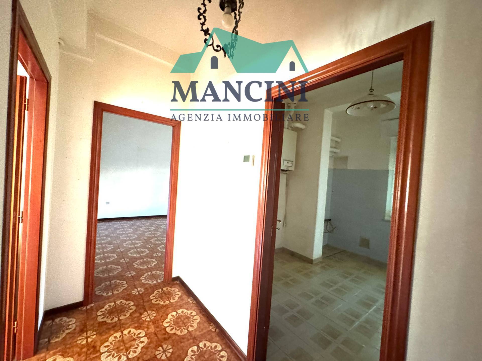 Appartamento in vendita a Jesi, CENTRO