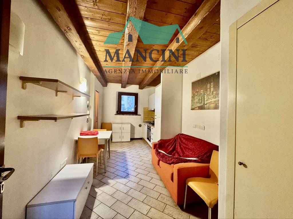 Appartamento in affitto a Jesi, CENTRO