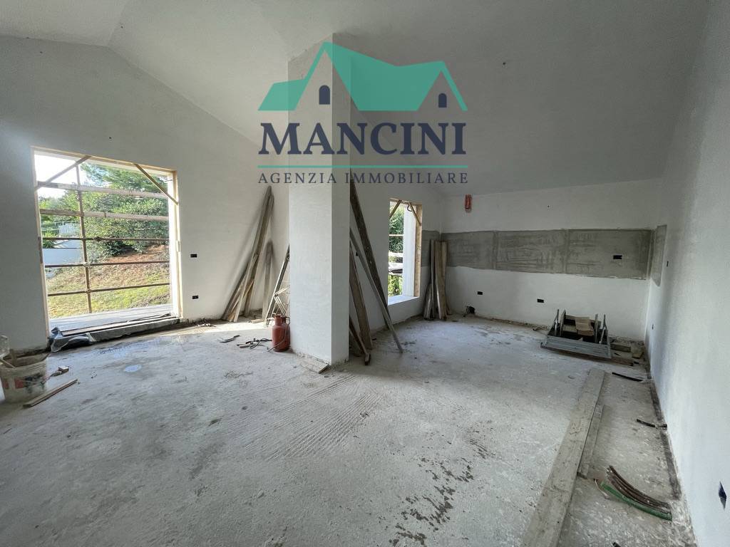 BIFAMILIARE in vendita a Jesi, Agraria