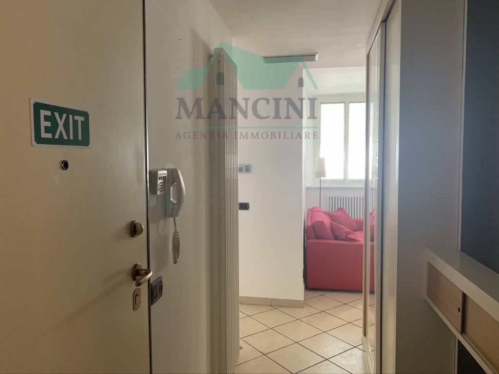 Appartamento in vendita a Jesi, centro zona alta