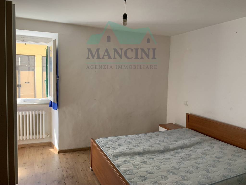 Appartamento in vendita a Jesi, centro zona alta