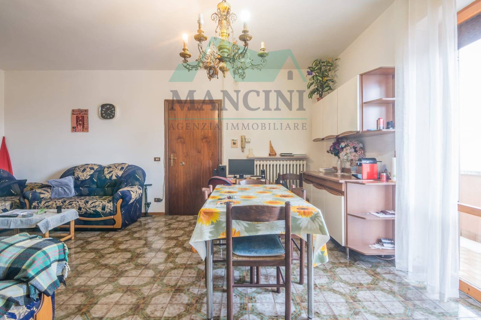 Appartamento in vendita a Cingoli, Balcone delle Marche
