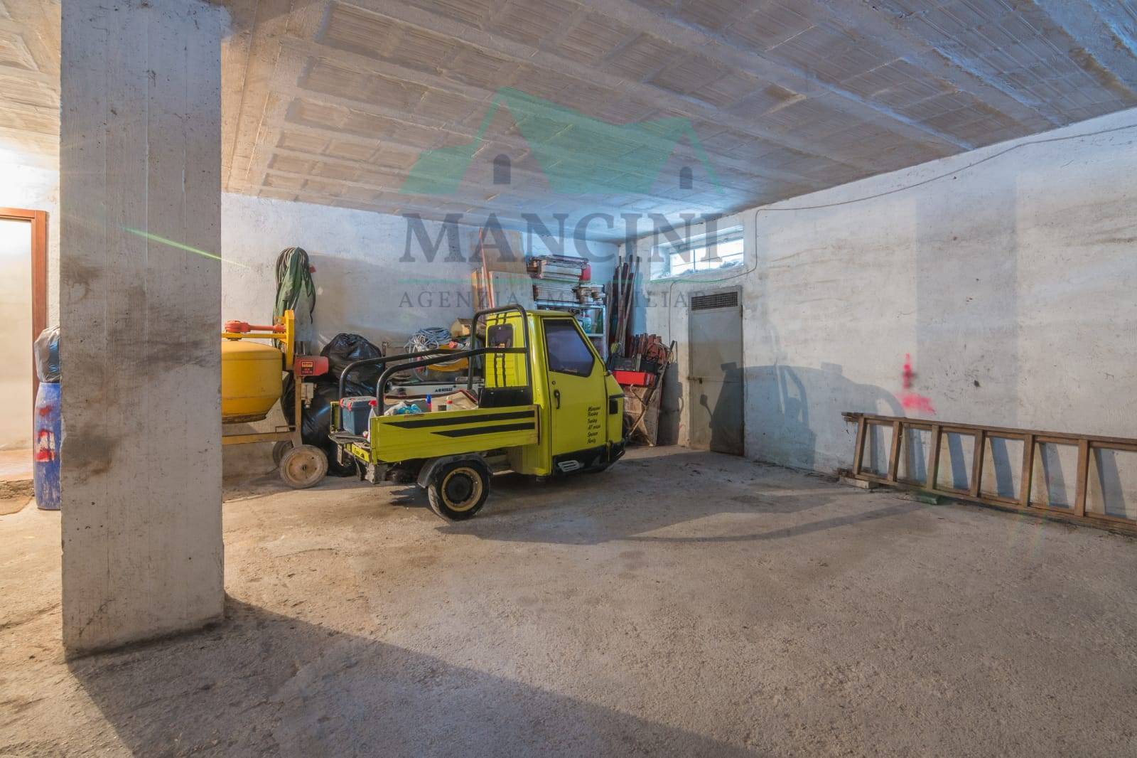 Appartamento in vendita a Cingoli, Balcone delle Marche