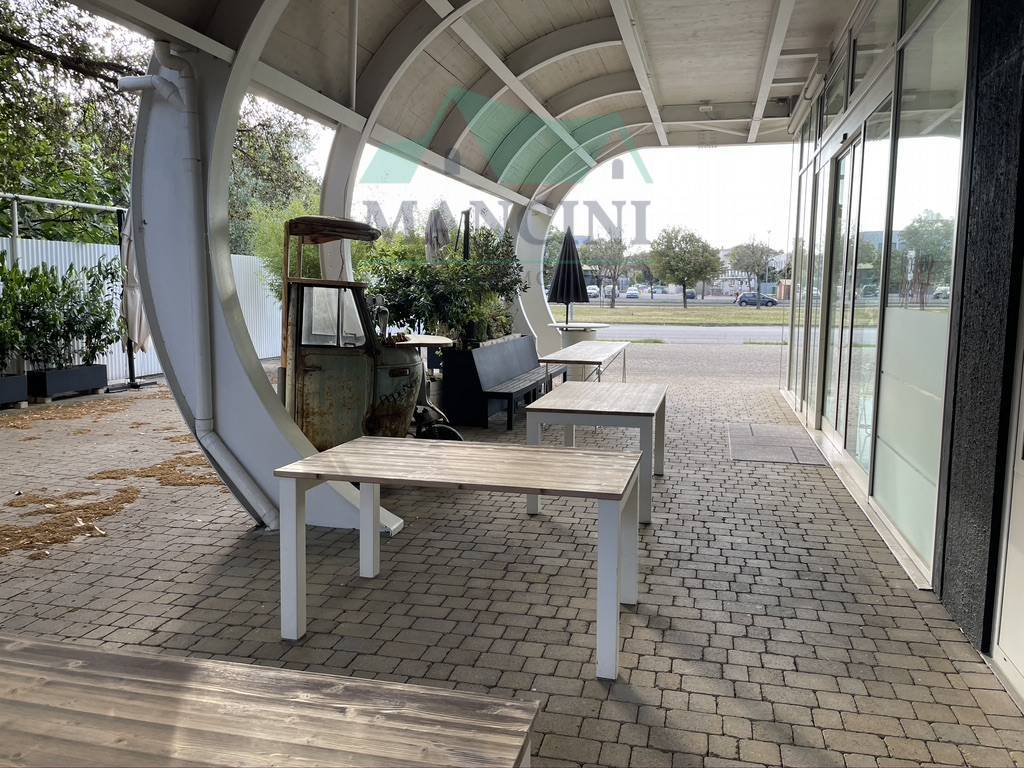 Attivit commerciale in affitto a Jesi, Viale Don Minzoni