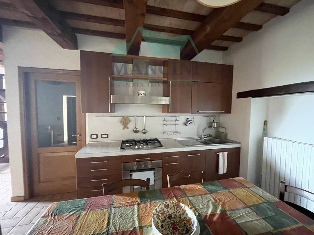 BIFAMILIARE in affitto a Cupramontana