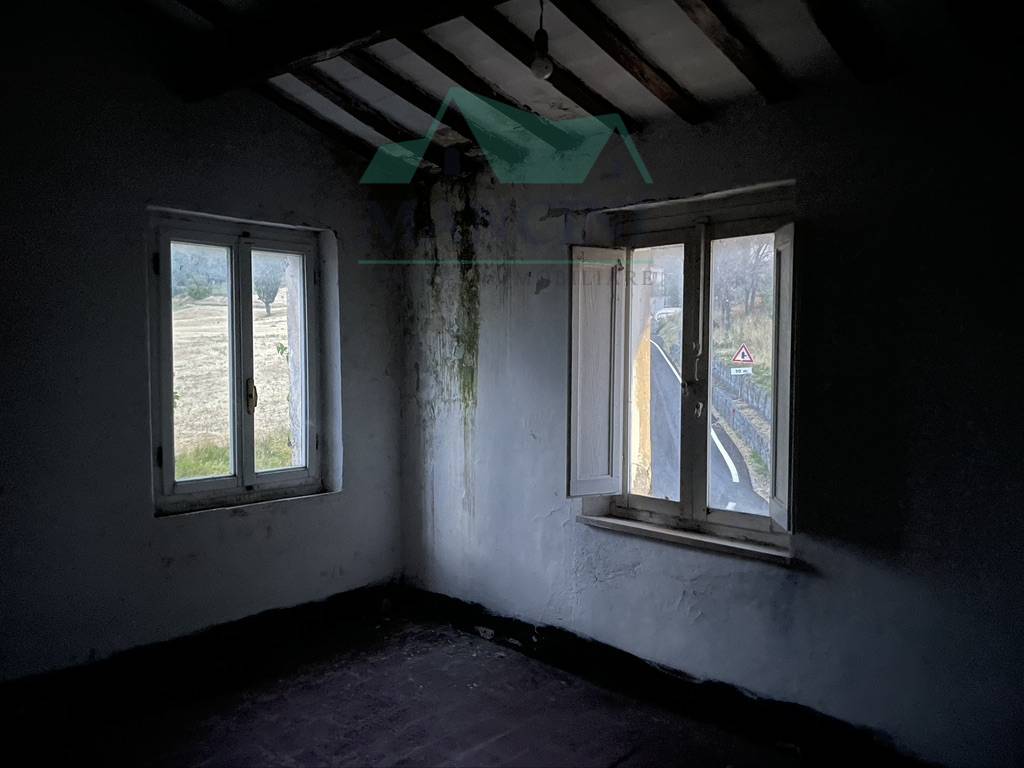 BIFAMILIARE in vendita a Cupramontana, Poggio Cupro