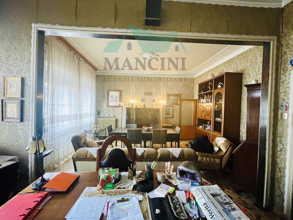 Appartamento in vendita a Jesi, Gallodoro